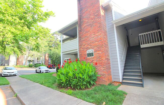2 Bedroom Condo In South Park!