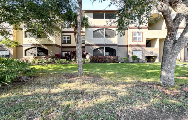 16329 ENCLAVE VLG DR