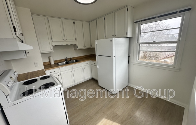 1205 2 ST