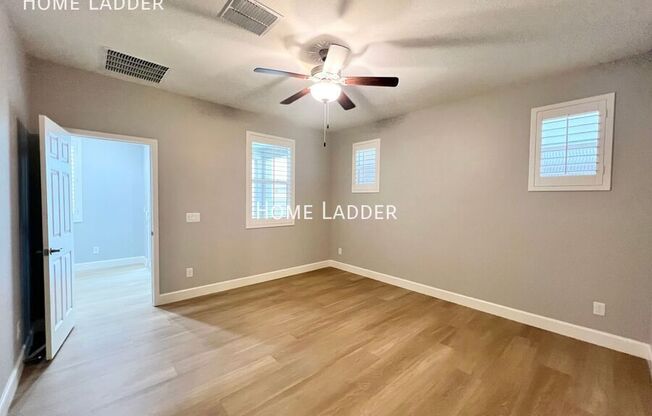 7055 W JASPER DR