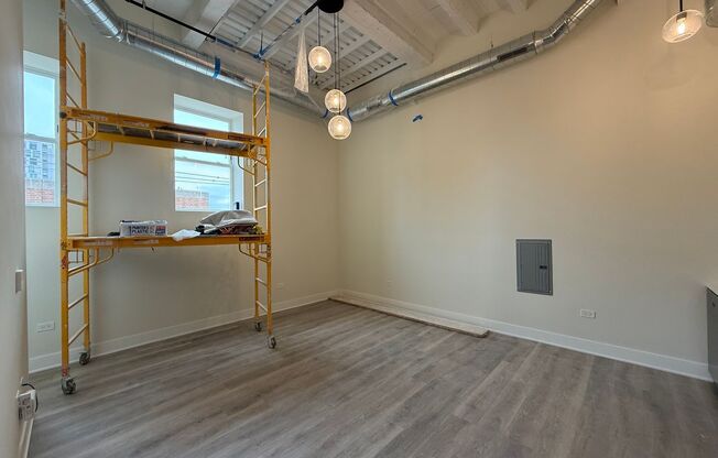 2 beds, 2 baths, 1,000 sqft, $3,985, Unit 211