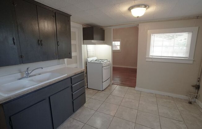 24.5 Waltham Avenue