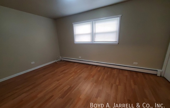 9243 S Stony Island ave
