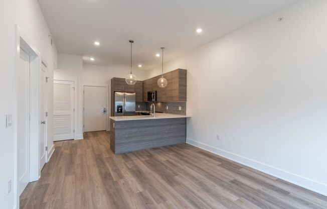 1 bed, 1 bath, 650 sqft, $1,524, Unit 402