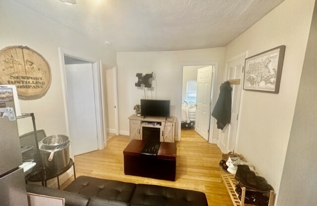 20 Bartlett Pl.