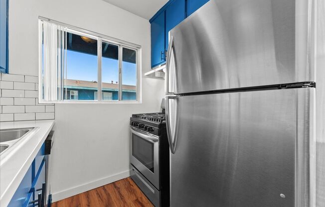 7733 LAUREL CYN BLVD