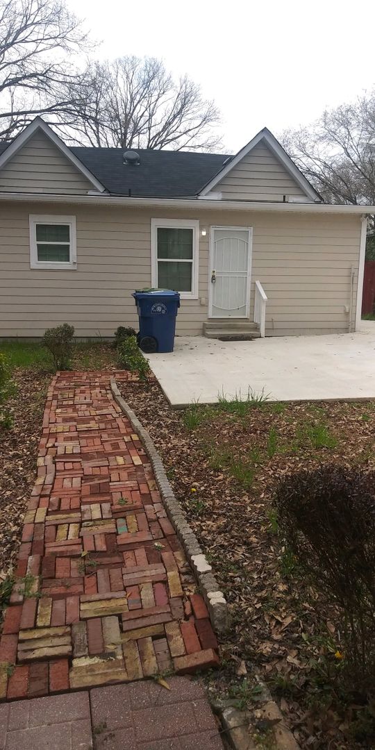 Awesome Renovated 2 Bedroom 1 Bath House For Rent.  Amazing Location!!!!!!