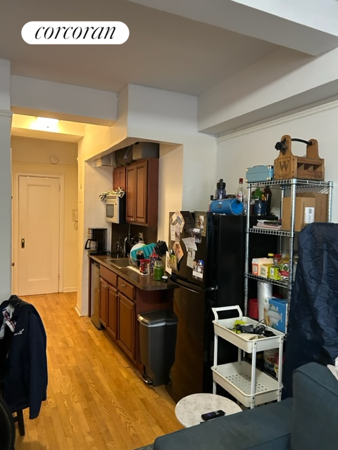 Studio, 1 bath, $2,395, Unit 1401