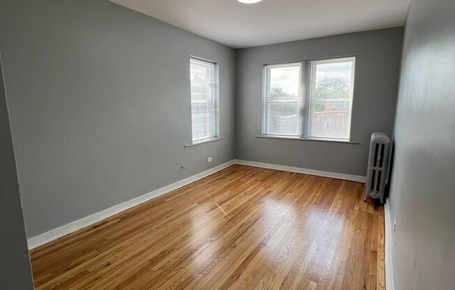 1 bed, 1 bath, 420 sqft, $1,250