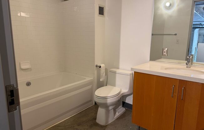 1 bed, 2 baths, 2,063 sqft, $5,499, Unit 108