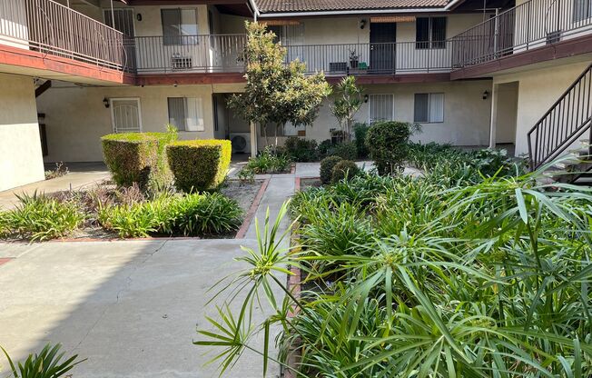 2 beds, 2 baths, $2,500, Unit 209U