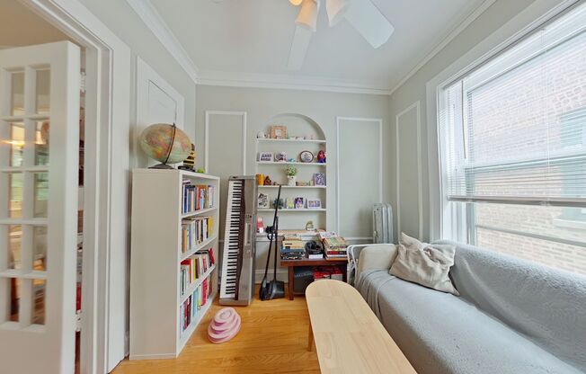 4608-12 N Hermitage