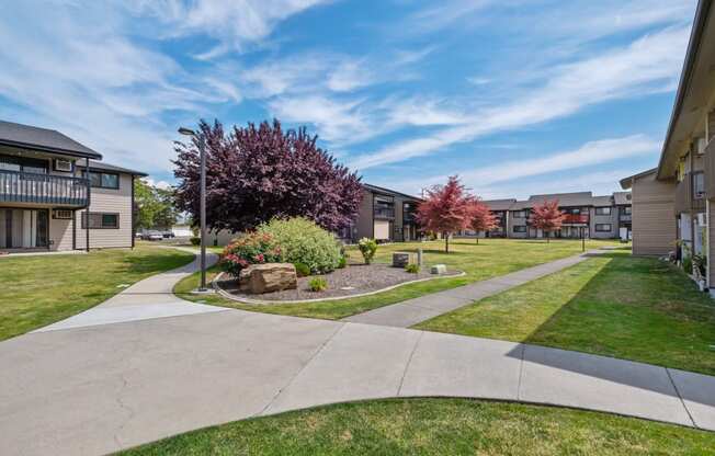 the enclave at homecoming terra vista walkway  at Brix, Washington