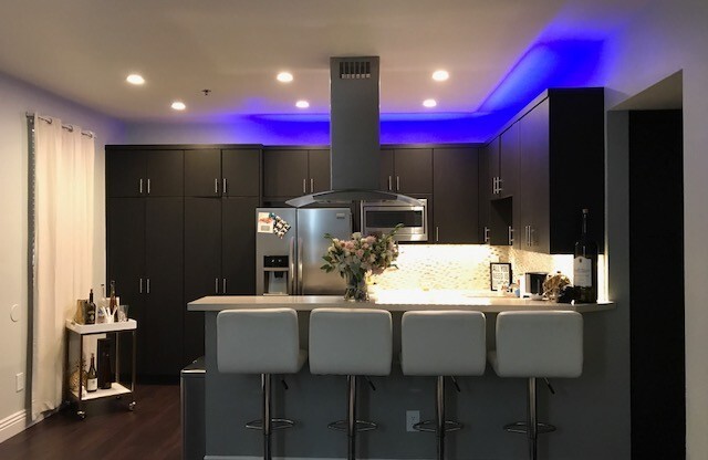 2 beds, 2 baths, 850 sqft, $2,795, Unit 103