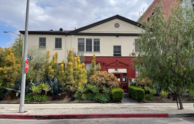 602 S. Dunsmuir, LLC