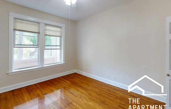 1544 W BIRCHWOOD AVE