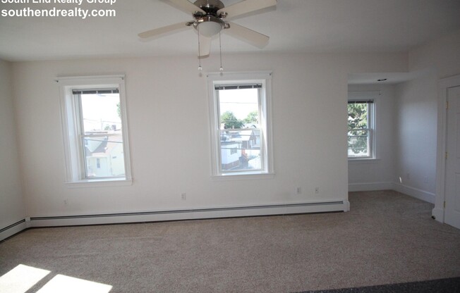 339 LYNN ST