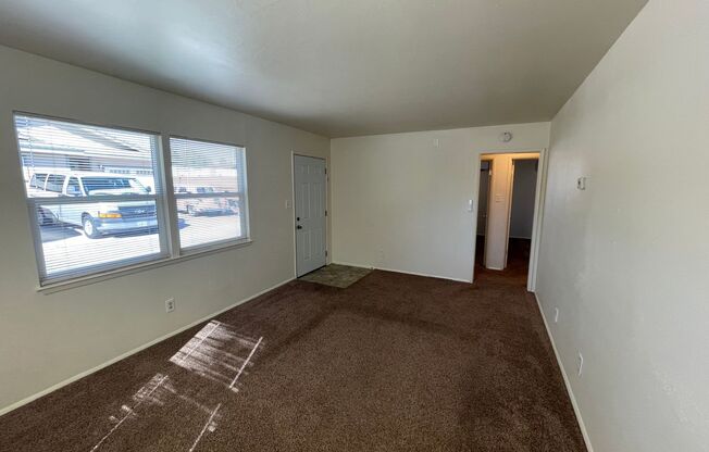 2 beds, 1 bath, $1,750