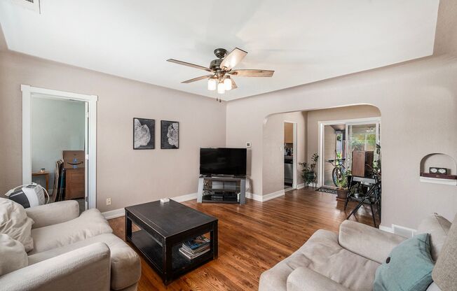 Beautiful Home Available in Berkeley Neighborhood!