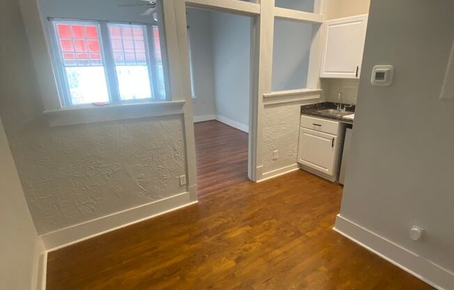 Studio, 1 bath, 314 sqft, $1,450, Unit 4