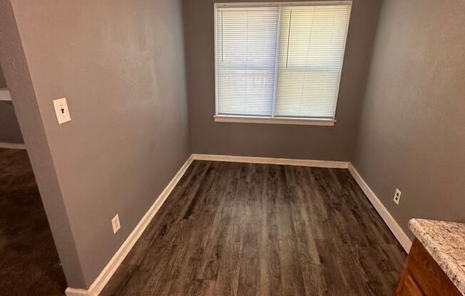 1 bed, 1 bath, $525, Unit 924 N Glendale Ave