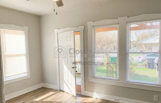226 MCLAUGHLIN AVE
