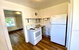 2 beds, 1 bath, $2,400