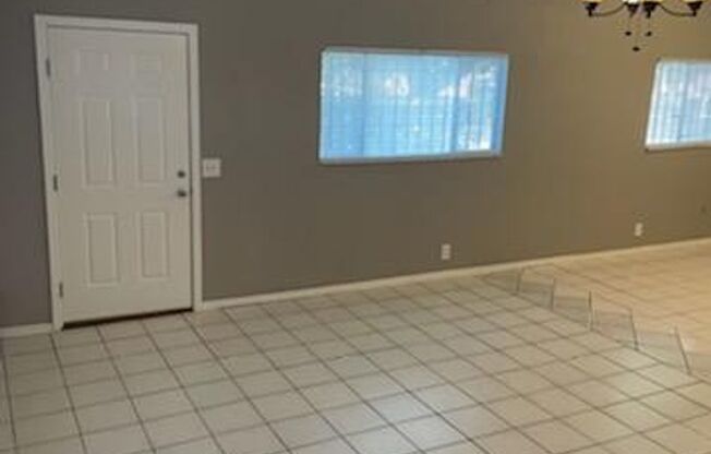 3 beds, 2 baths, $1,750