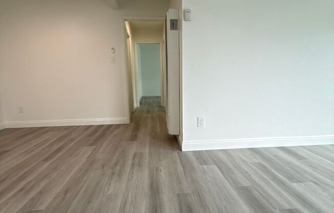 2 beds, 1 bath, 850 sqft, $2,325, Unit 9155-10