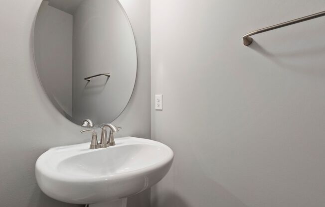 Modern 3-Bedroom Townhome with Luxury Finishes & Smart Features!