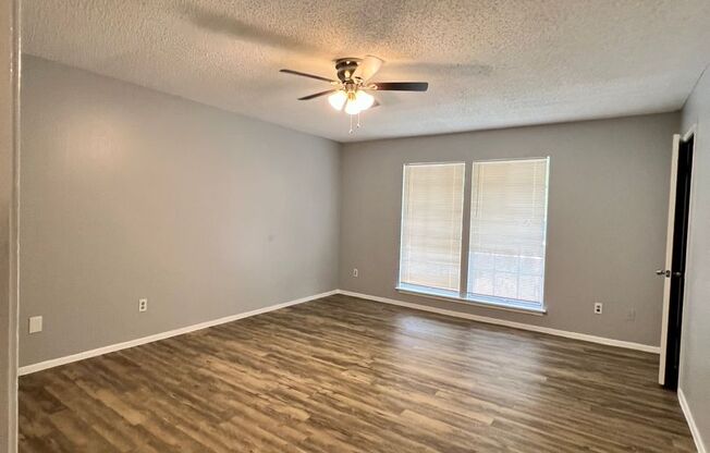 2 beds, 1.5 baths, 1,147 sqft, $1,650, Unit 104