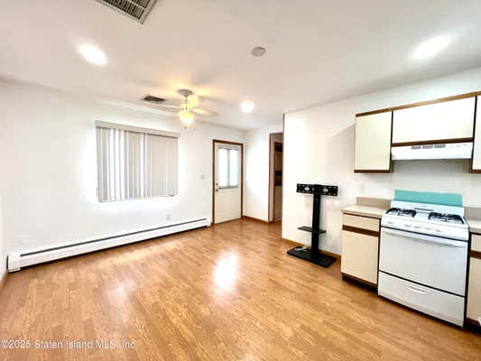 212 COLON AVE