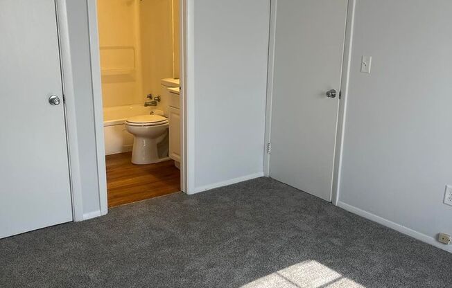 1 bed, 1 bath, 570 sqft, $1,175, Unit 78HS-30