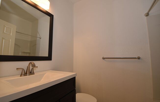 2 beds, 2 baths, $1,840, Unit # 184