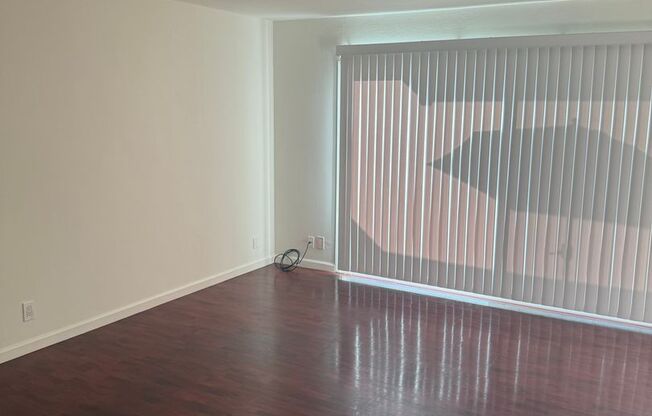 Charming 2-Bedroom Condo in Prime Walnut Creek Location – Ygnacio Gardens