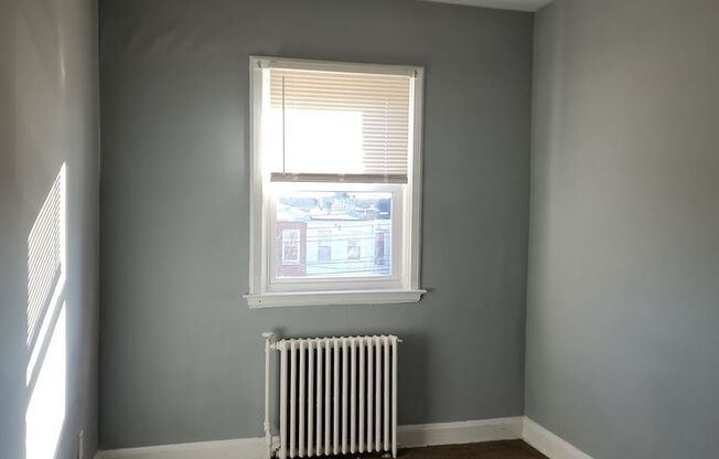 3 beds, 1 bath, $1,800