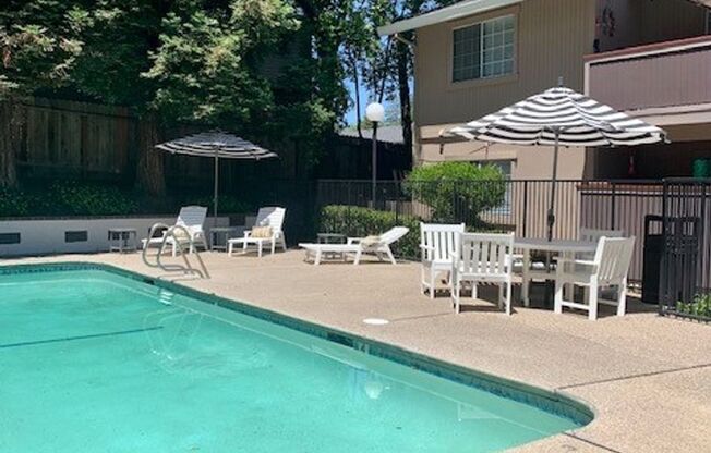 2 beds, 1 bath, 938 sqft, $1,750, Unit 303
