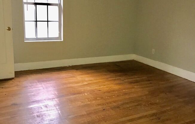 1501 W Morphy