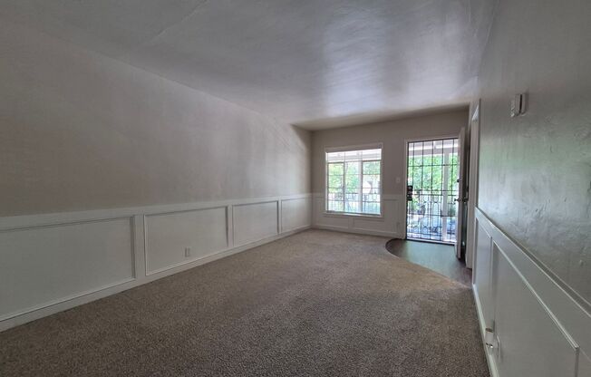 1 bed, 1 bath, $1,600, Unit 10