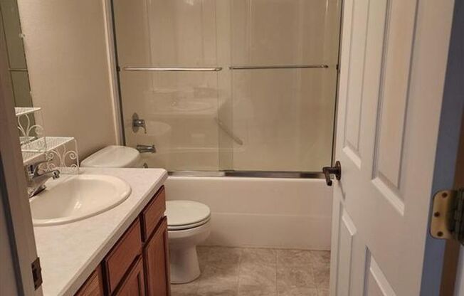 Three Bedroom - Low maintenance, west-end, living!