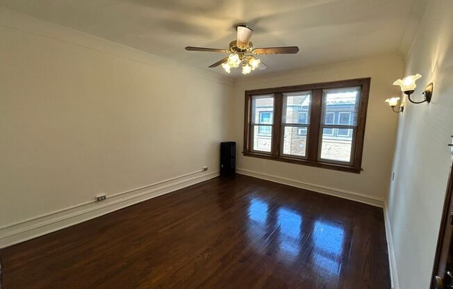 1 bed, 1 bath, 425 sqft, $1,965, Unit 233-322