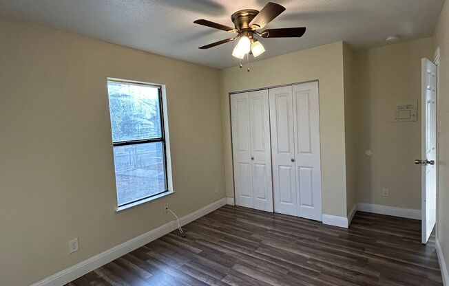 2 beds, 1 bath, $1,150