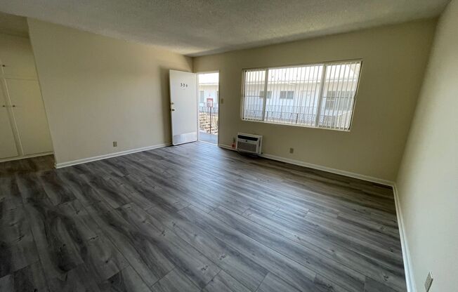460 W. Doran St. Glendale CA