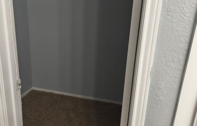 1 bed, 1 bath, 470 sqft, $749, Unit 304