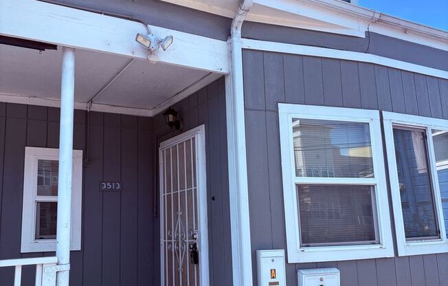 3513 LINCOLN AVE