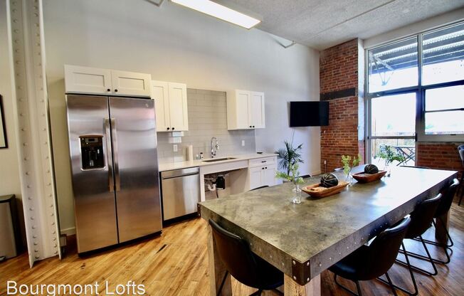 Beautifully Renovated Historic Lofts in the heart of the River Market