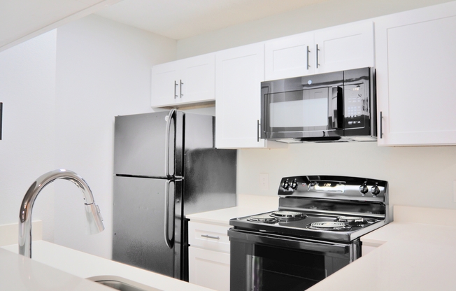 1 bed, 1 bath, 672 sqft, $1,255