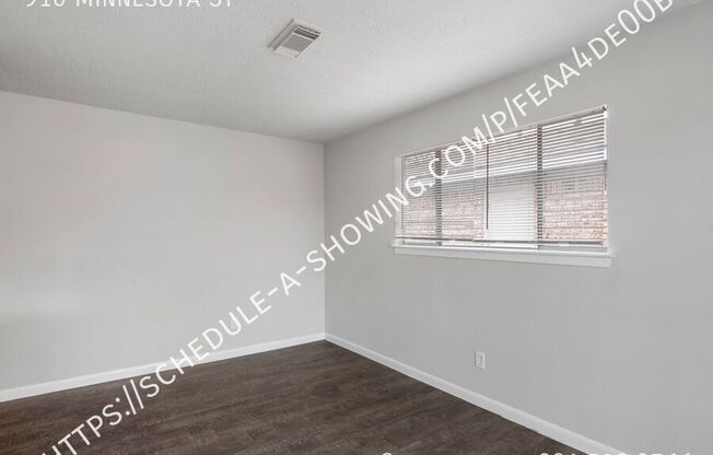910 MINNESOTA ST