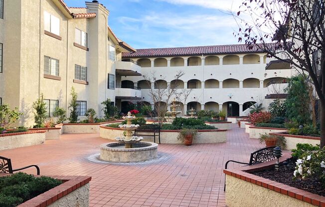 2 bedroom 2 bathrooms Available NOW