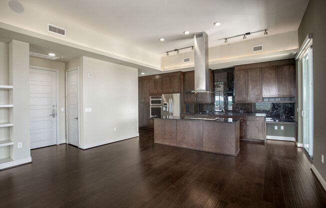 2 beds, 2.5 baths, 2,171 sqft, $9,728, Unit 1910